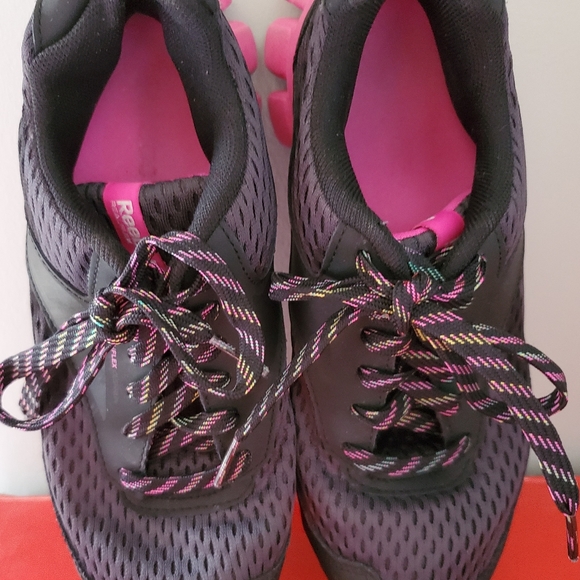 Reebok Shoes - REEBOK Smooth Flex  Crush Run Tennis Shoes